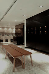 Vestiários e banheiros (somente para funcionários).